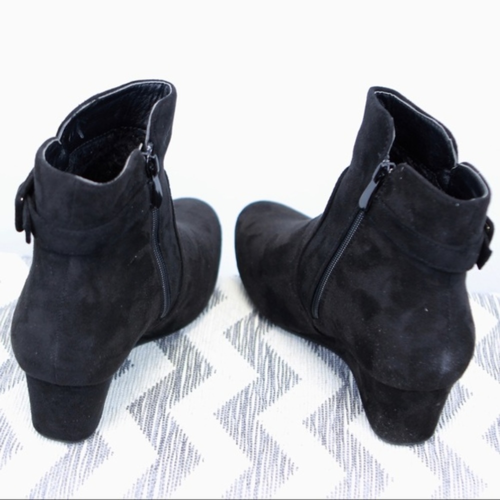 Womens "Ada" Low Wedge Ankle Booties - Picture 2 of 4
